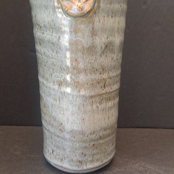 HANDMADE POTTERY VASE - Picture 2 of 9